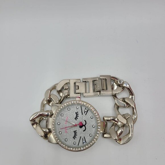 Betsey Johnson Cat Bracelet Watch Crystal Bezel NEW!  ! Working!  New Battery! - Picture 4 of 9